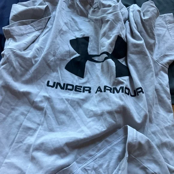 Under Armour UA T-Shirts Boys Size Youth Large YL L Lot Of 5 Short Long Sleeve - Picture 5 of 6